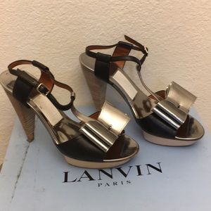 Lanvin ankle strap sandal 36